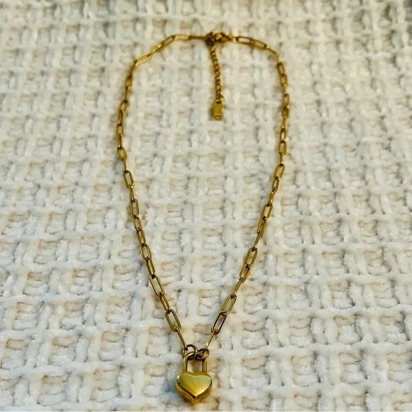 Gold Heart Pendant Small Paperclip Necklace - Picture 2 of 4